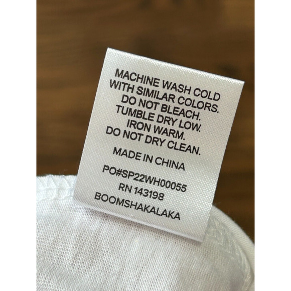 Chubbies The Spring Breaker Tank Top Mens Medium White Sky's Out Thighs Out NWOT - Picture 7 of 8